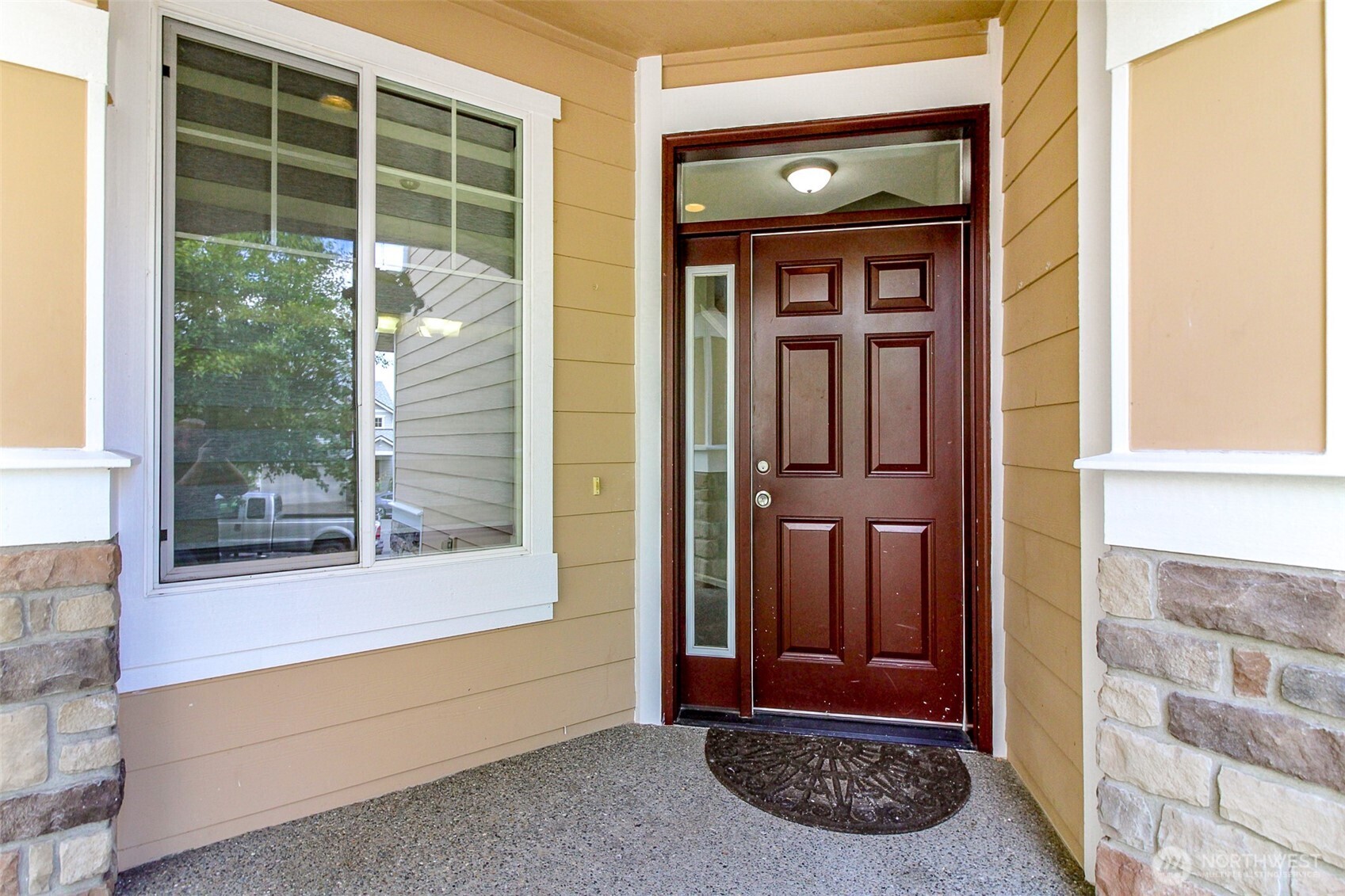 9449 South 196 Place Renton, WA 98055 - Photo 3 of 28