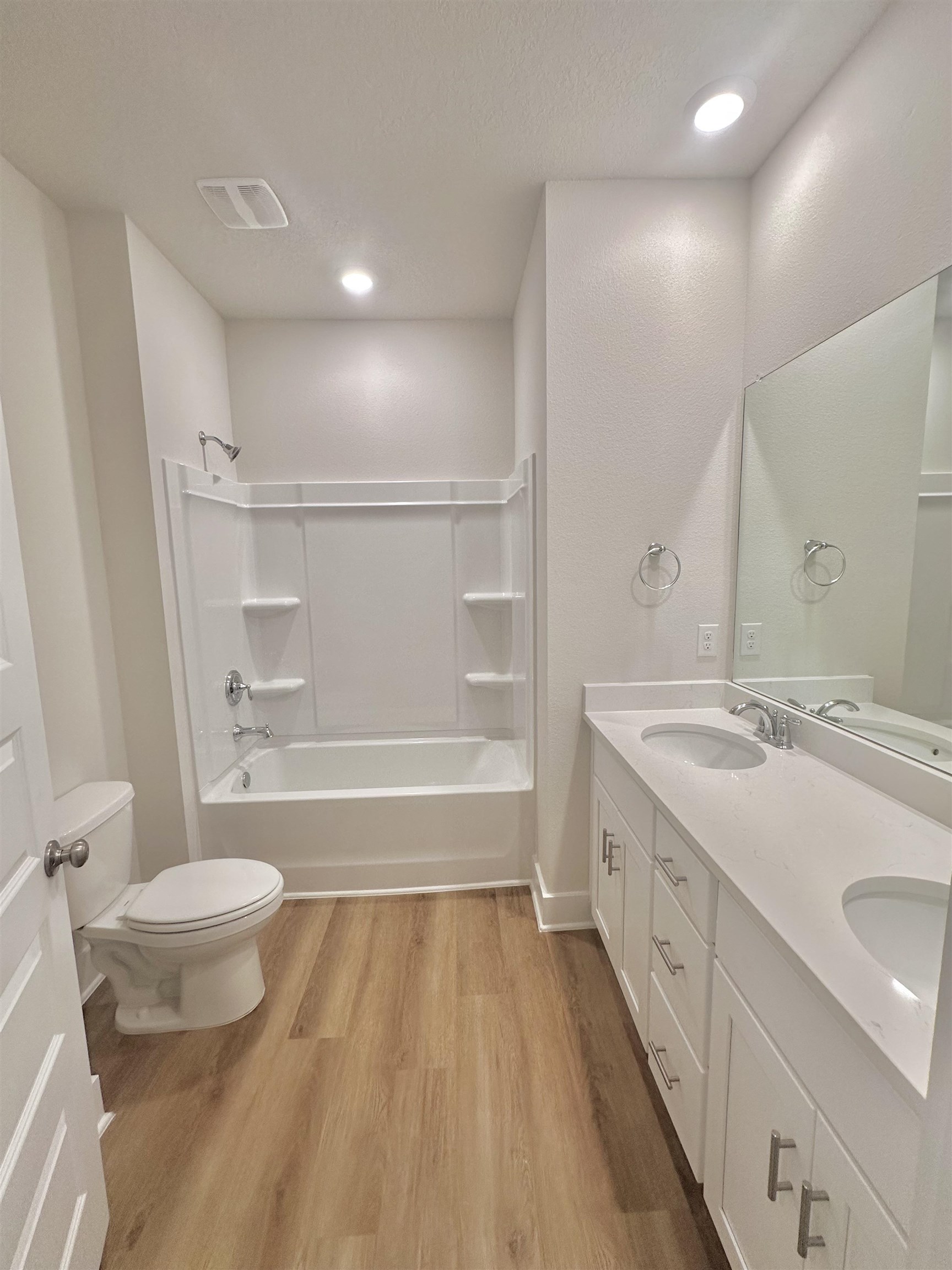 342 Barndling Street Fairhope, AL 36532 - Photo 26 of 50 Bathroom