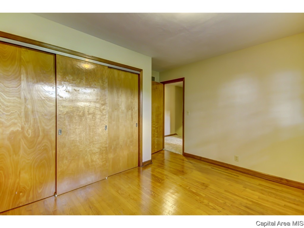 8 Walberta Drive Rochester, IL 62563 - Photo 28 of 29 Gallery Image 28