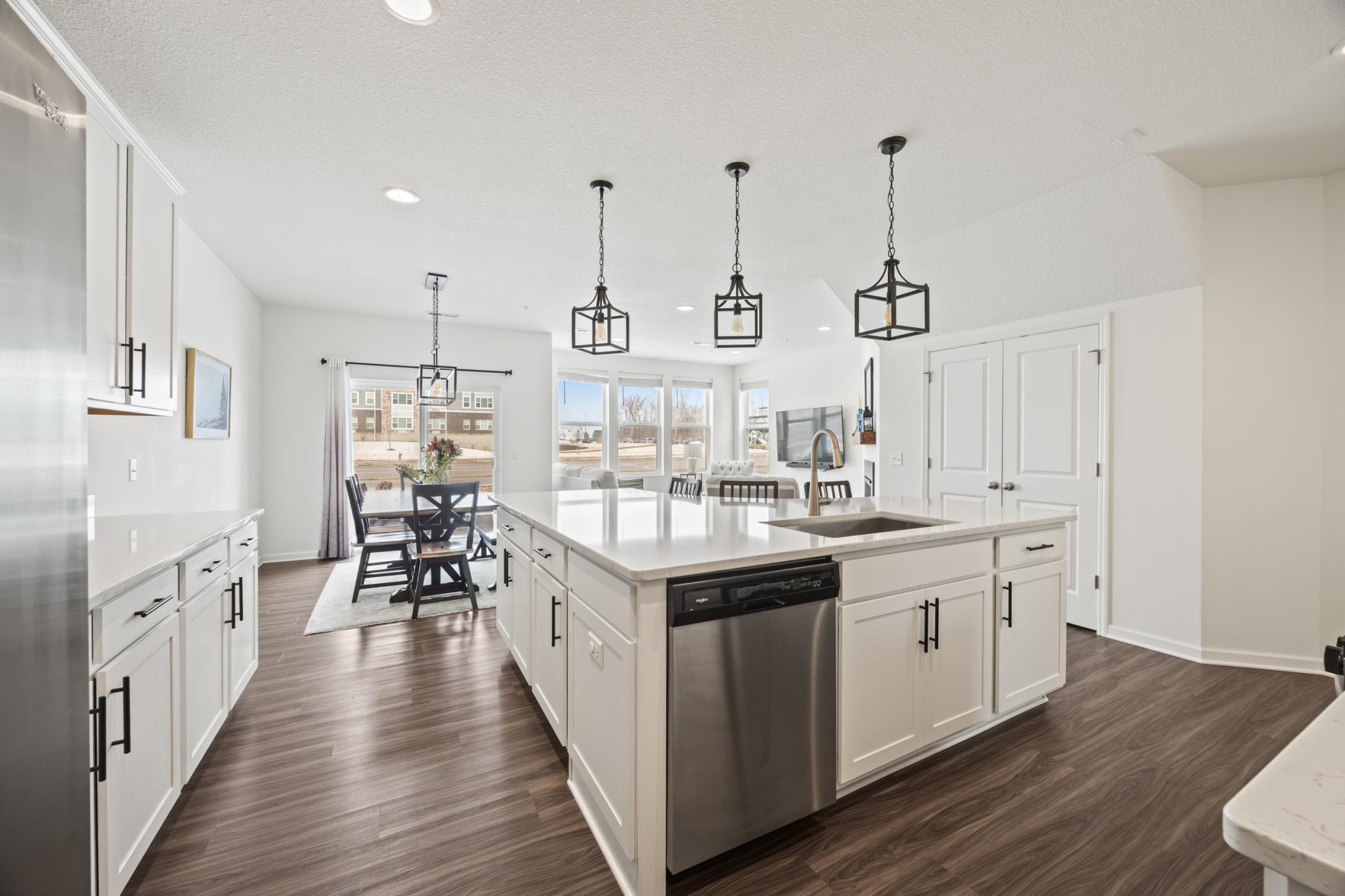 7161 Walnut Grove Way North Maple Grove, MN 55311 - Photo 3 of 30