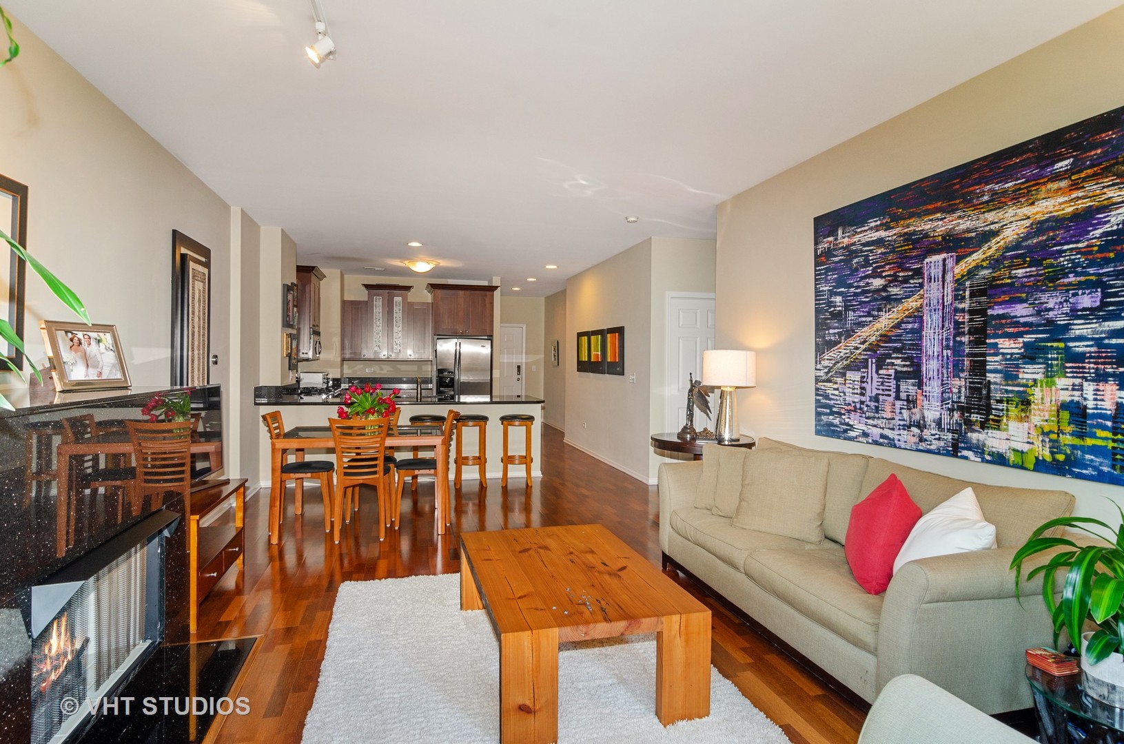 520 North Halsted Street, Unit 308 Chicago, IL 60642 - Photo 3 of 17