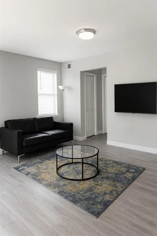 $1,350 | 7206 Southwest 43 Place, Gainesville, FL 32608