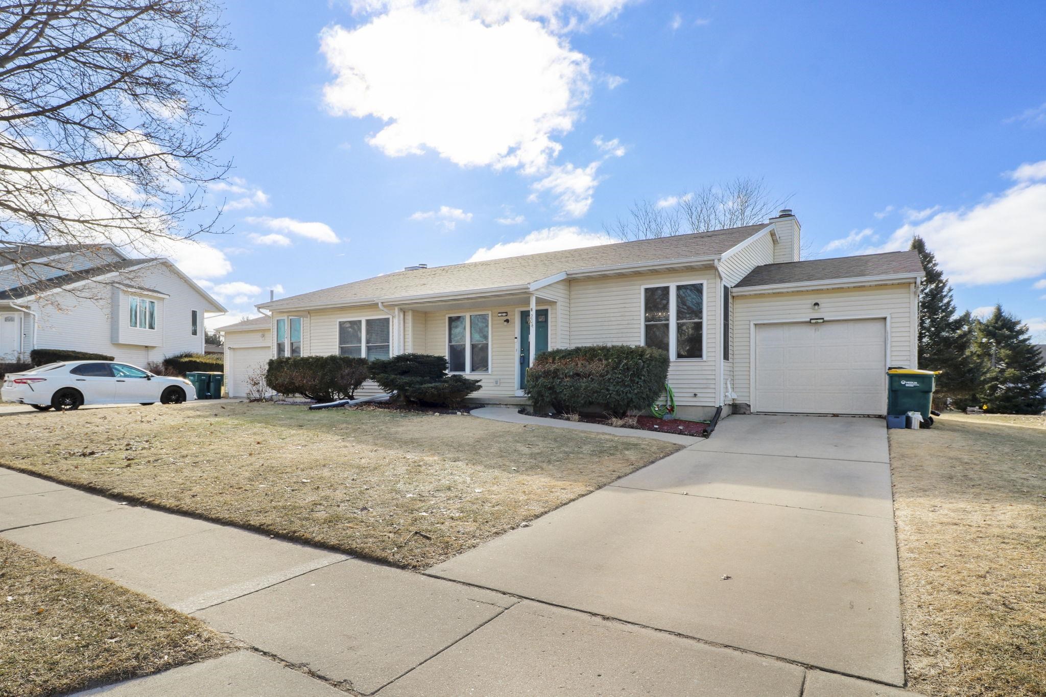 204 West Clover Lane, Unit B Cottage Grove, WI 53527 - Photo 2 of 15