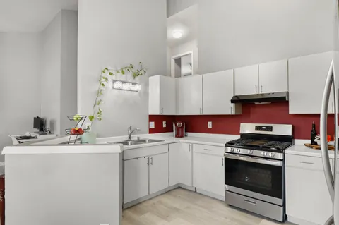 $315,000 | 204 West Clover Lane, Unit B, Cottage Grove, WI 53527