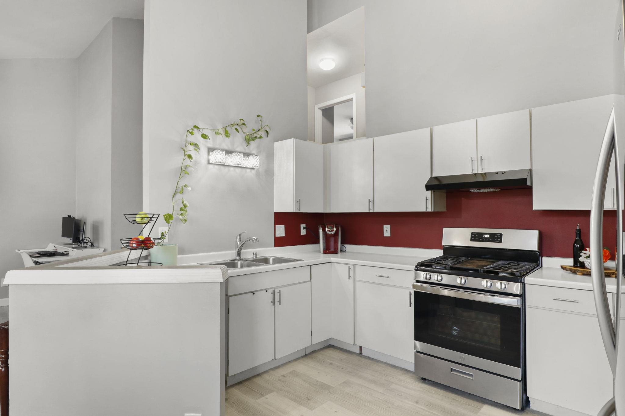 204 West Clover Lane, Unit B Cottage Grove, WI 53527 - Photo 5 of 15