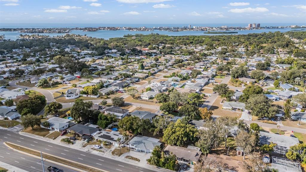 6472 113th Street Seminole, FL 33772 - Photo 35 of 36 an aerial view of a city with lots of residential buildings