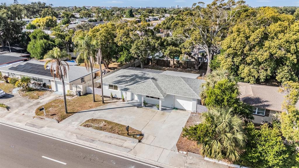6472 113th Street Seminole, FL 33772 - Photo 7 of 36 an aerial view of multiple house
