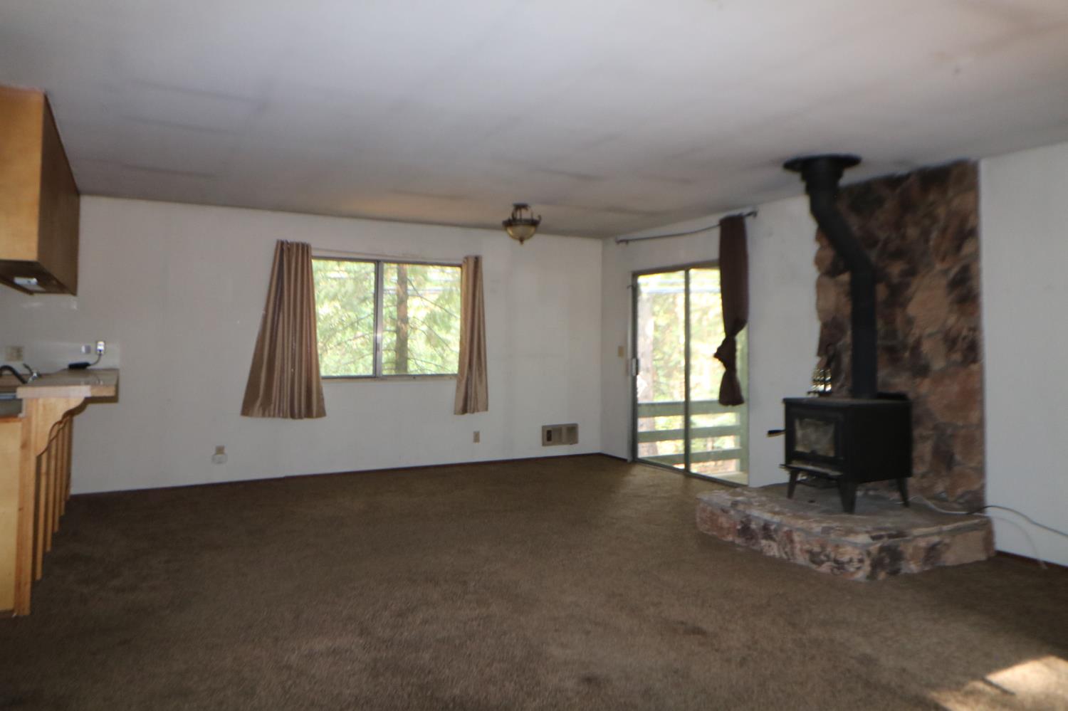 1536 Meadowview Road Arnold, CA 95223 - Photo 3 of 22