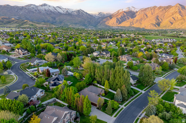 6208 West Bull River Road Highland, UT 84003 - Photo 84 of 90 Residential community featuring mature landscaping and winding streets