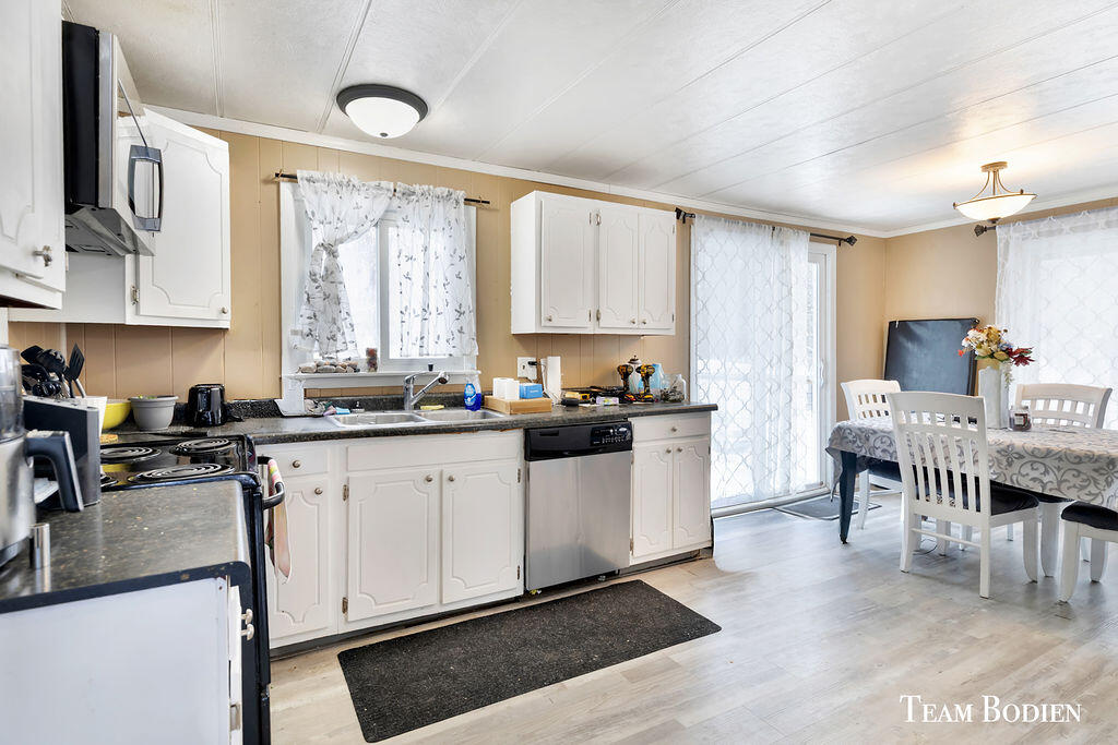 3749 Bass Lake Road Pierson, MI 49339 - Photo 12 of 25 3X0A2131