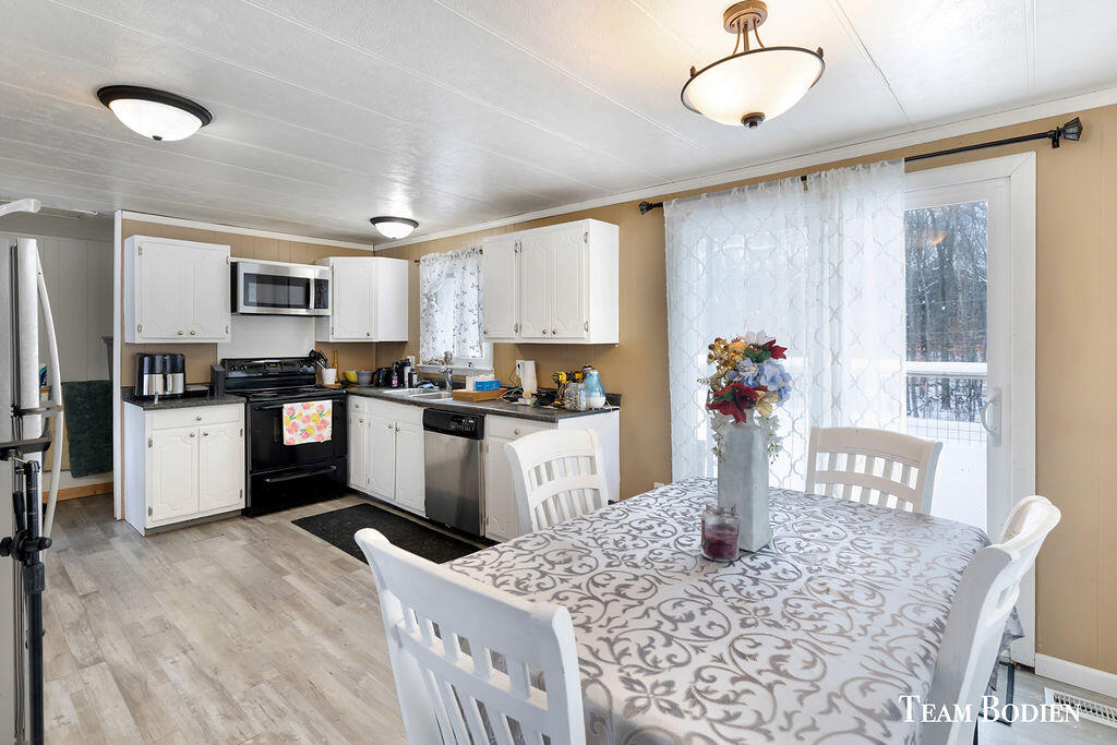 3749 Bass Lake Road Pierson, MI 49339 - Photo 14 of 25 3X0A2139