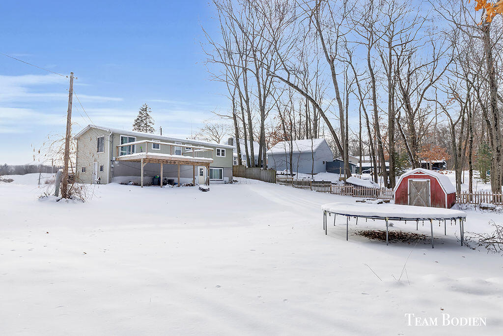 3749 Bass Lake Road Pierson, MI 49339 - Photo 4 of 25 2F9A1357