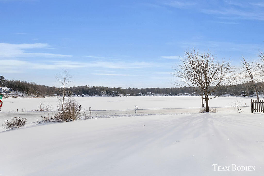 3749 Bass Lake Road Pierson, MI 49339 - Photo 6 of 25 2F9A1369