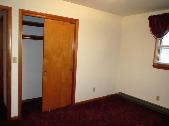 1026 Bluff Road Dixon, IL 61021 - Photo 8 of 14 an empty room with a window