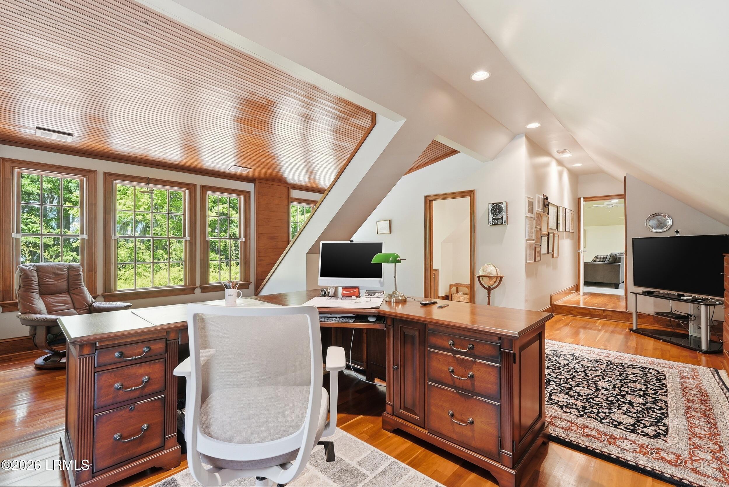 213 De La Gaye Point Beaufort, SC 29902 - Photo 42 of 63 Custom desk