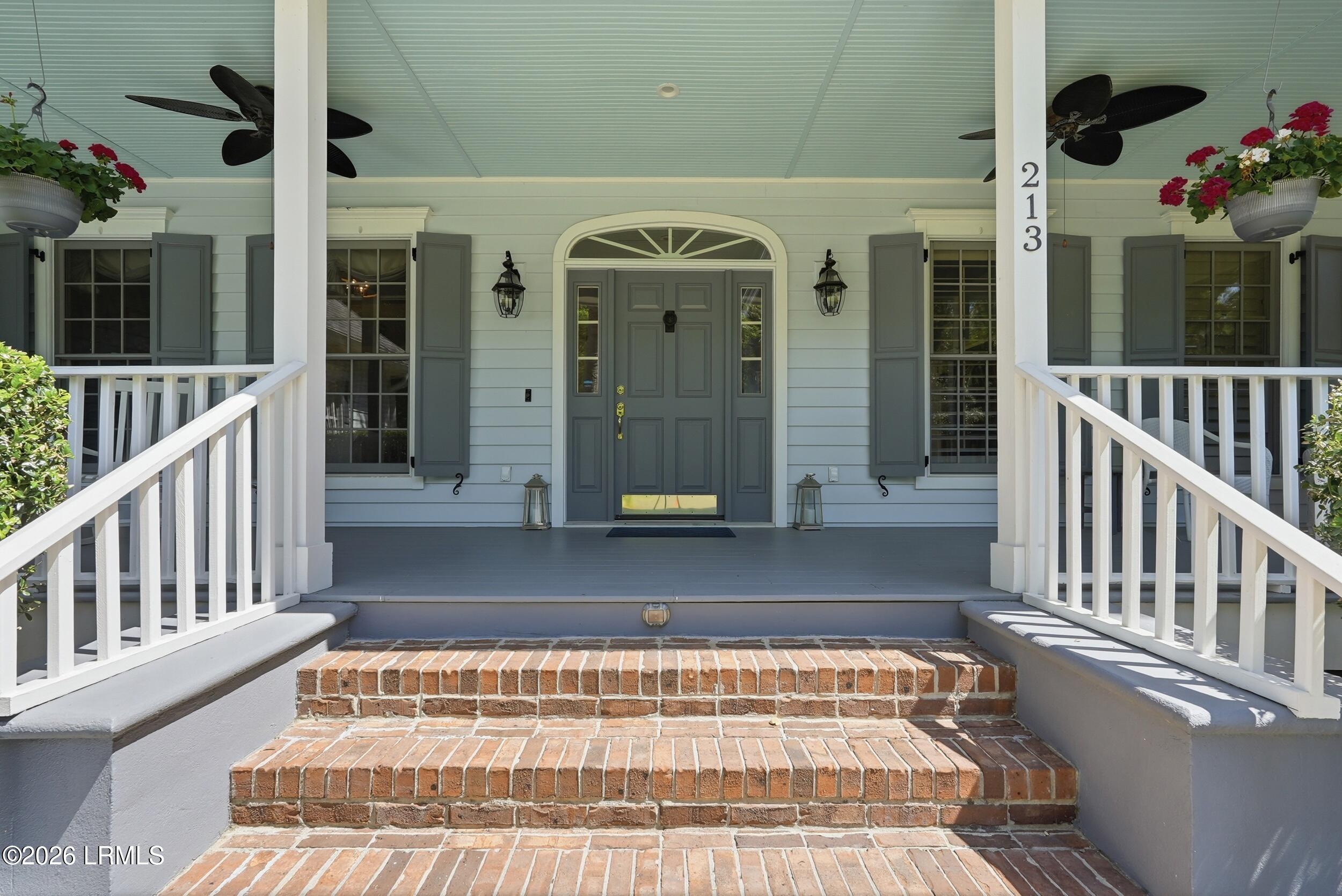 213 De La Gaye Point Beaufort, SC 29902 - Photo 5 of 63 Southern charm