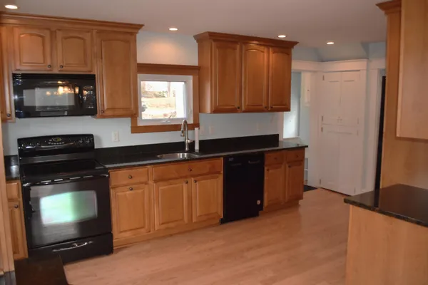 $767,350 | 542 Preble Street, South Portland, ME 04106