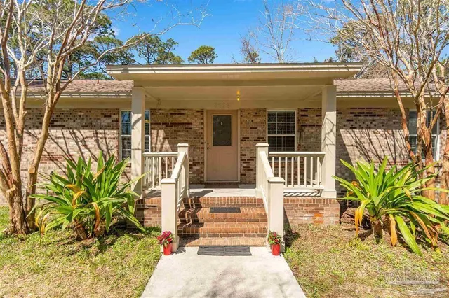 $374,950 | 3036 Laurel Drive, Gulf Breeze, FL 32563