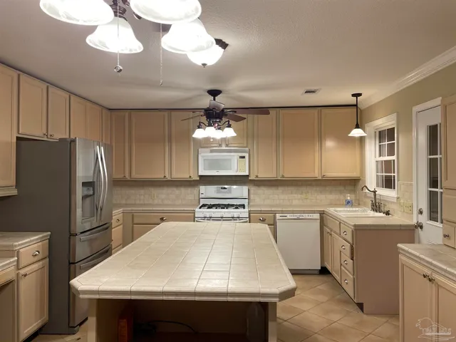 $374,950 | 3036 Laurel Drive, Gulf Breeze, FL 32563