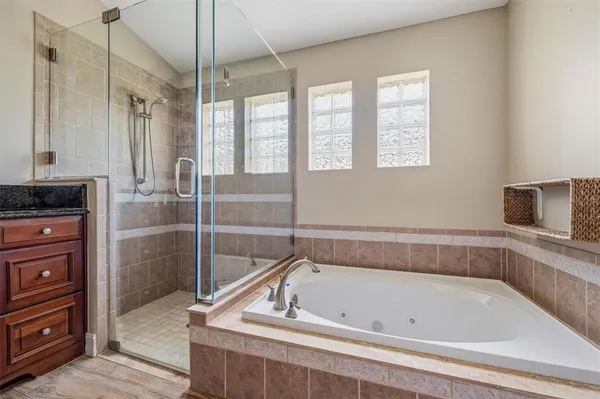 $4,653 | 18806 Chemille Drive, Lutz, FL 33558