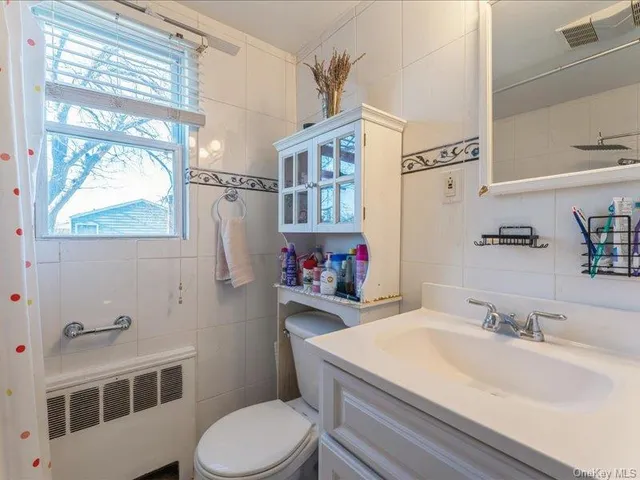 $849,000 | 158 Clement Avenue, Elmont, NY 11003