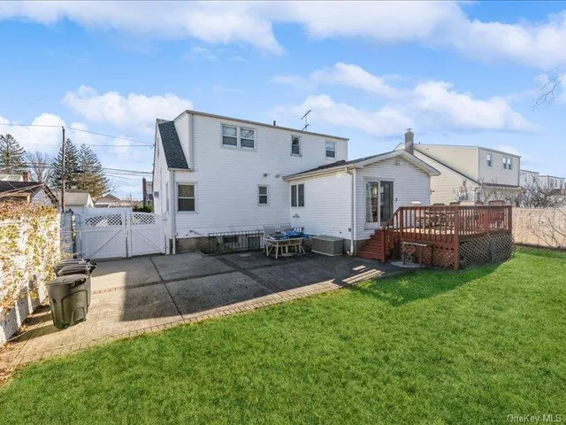 $849,000 | 158 Clement Avenue, Elmont, NY 11003