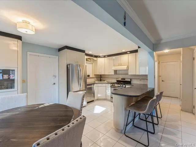 $849,000 | 158 Clement Avenue, Elmont, NY 11003