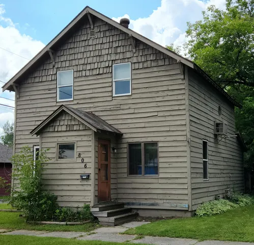 $49,000 | 806 7th Avenue, International Falls, MN 56649