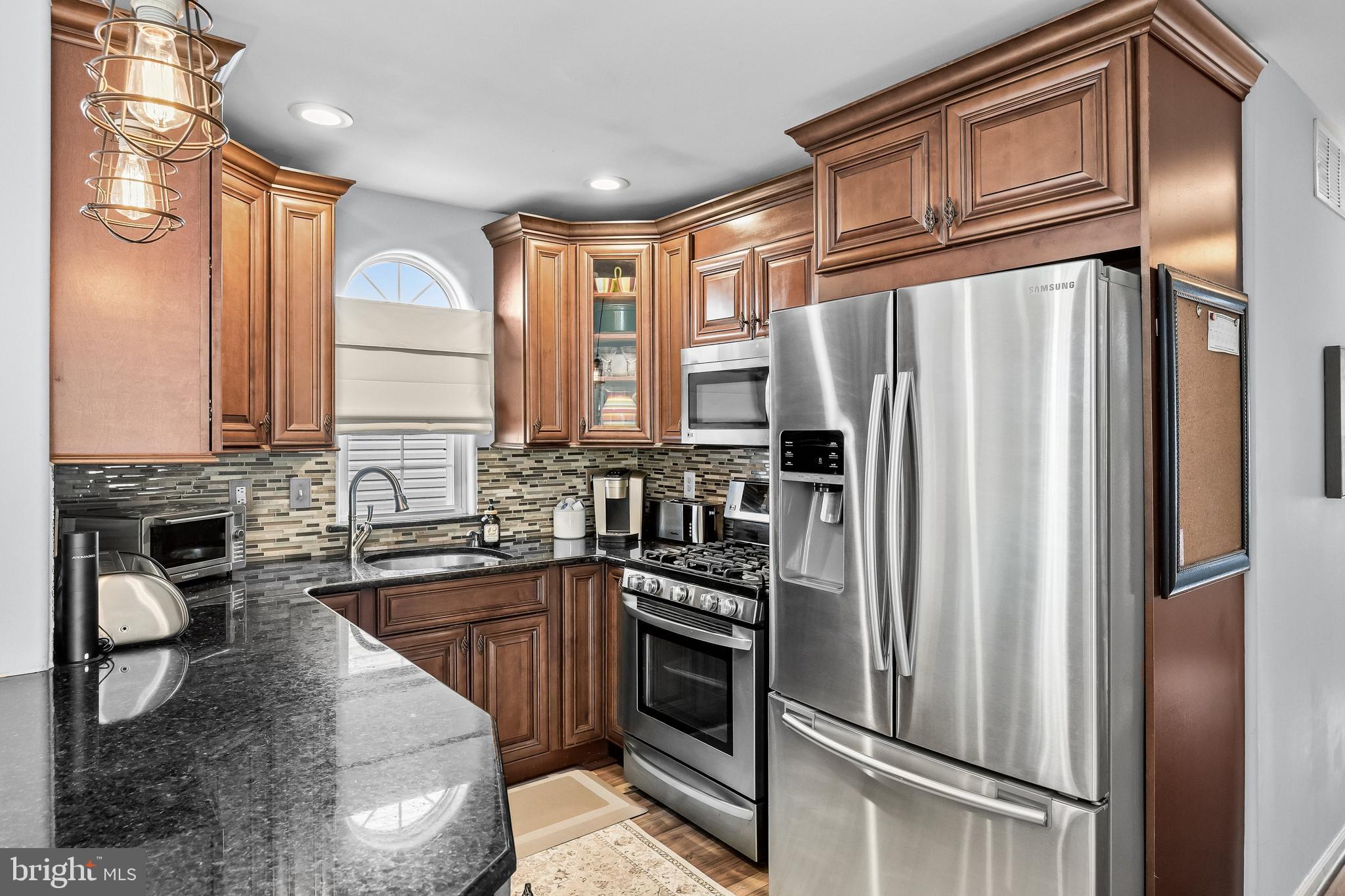 208 Hooker Street Riverside, NJ 08075 - Photo 14 of 36