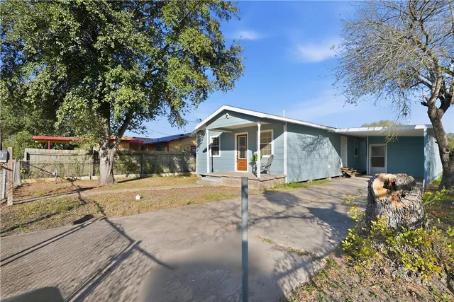 $189,000 | 109 Dewey Avenue, Alice, TX 78332