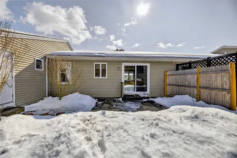 $330,000 | 24 Castlerock Drive, Unit C, Charlestown, RI 02813