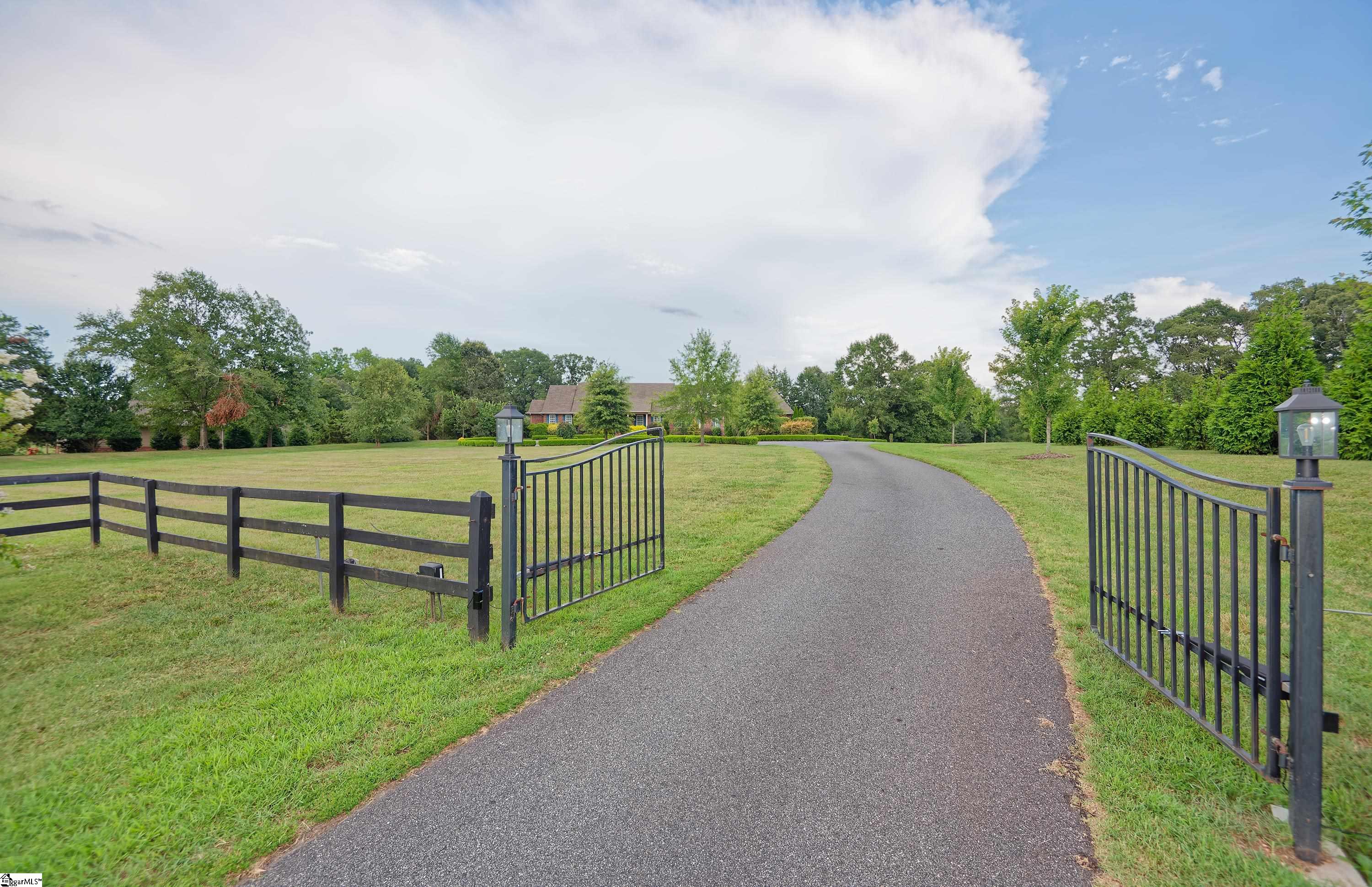 1970 Chesnee Road Columbus, NC 28722 - Photo 8 of 46