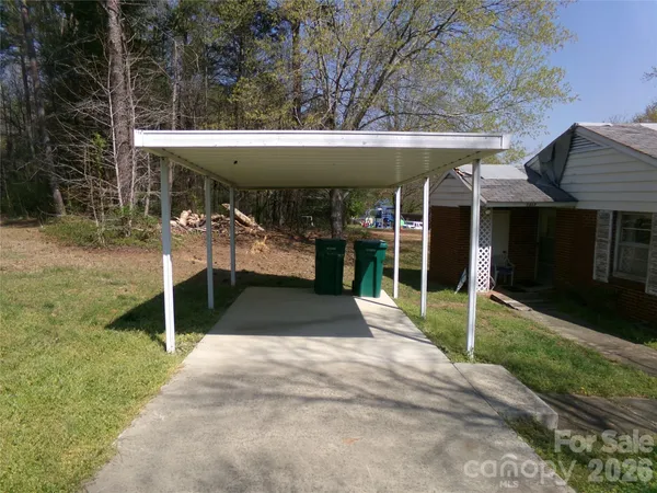 $135,000 | 1317 Ross Drive, Unit 2, Albemarle, NC 28001