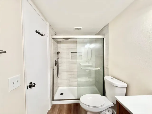 $3,000 | 2760 Monroe Street, Riverside, CA 92504