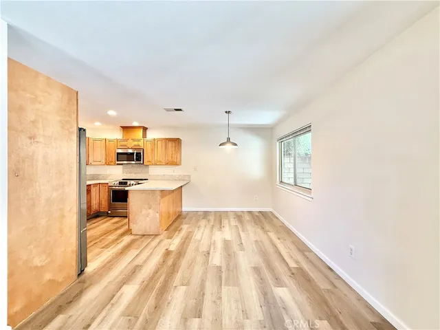 $3,000 | 2760 Monroe Street, Riverside, CA 92504