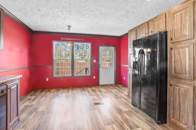 $1,400 | 19222 McLin Road, Livingston, LA 70754