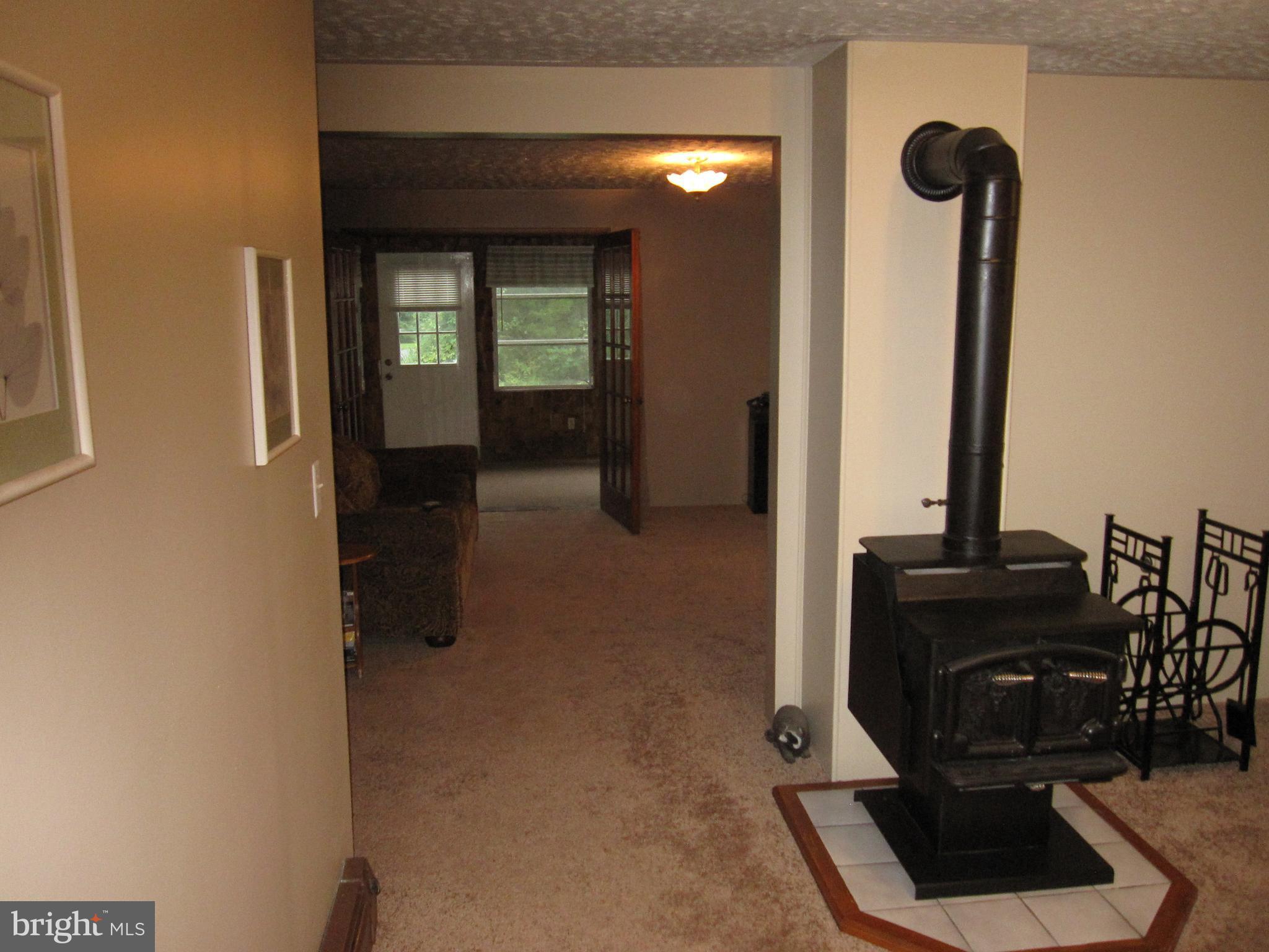 7516 Race Road Hanover, MD 21076 - Photo 9 of 27 Family Room
