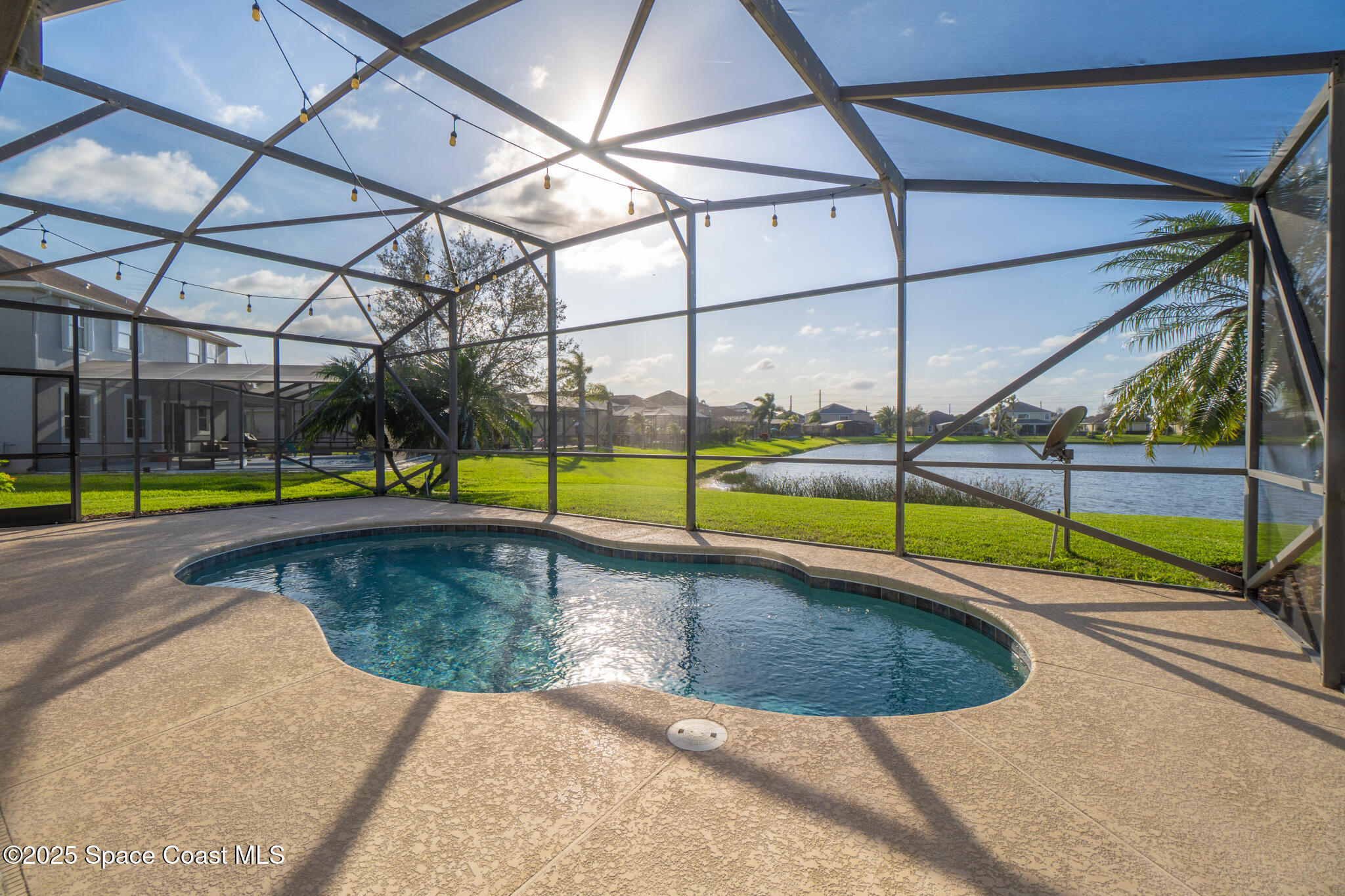 3857 Hollisten Circle Melbourne, FL 32940 - Photo 2 of 40 Pool