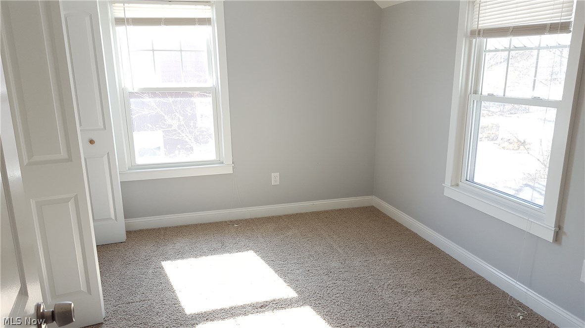 1680 South Green Road Cleveland, OH 44121 - Photo 18 of 30