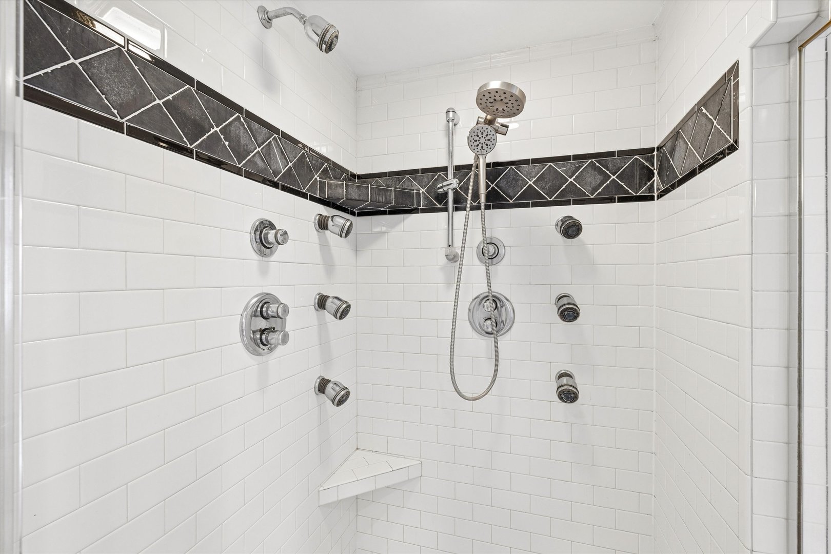 237 Ridgewood Avenue Davenport, IA 52803 - Photo 38 of 66 Gallery Image 38