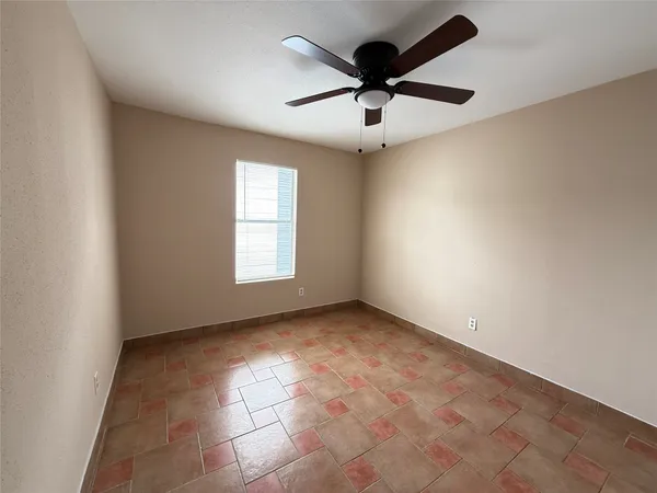 $1,100 | 7200 Clarewood Drive, Unit 605, Houston, TX 77036