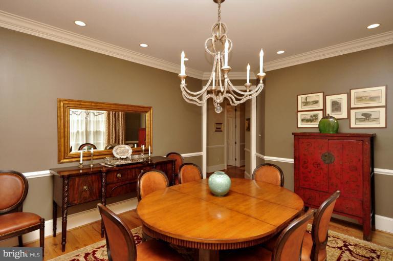 5113 Wapakoneta Road Bethesda, MD 20816 - Photo 4 of 9 Dining Room