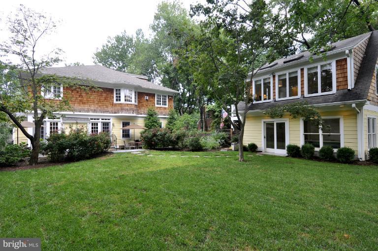 5113 Wapakoneta Road Bethesda, MD 20816 - Photo 7 of 9 Backyard with Guest House