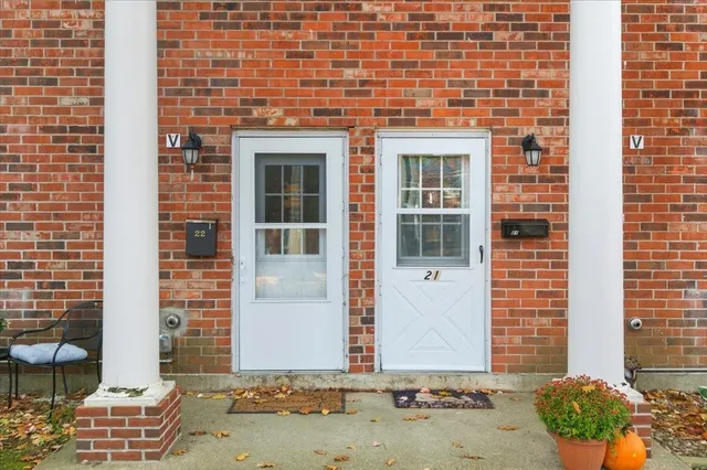 $274,000 | 425 Dorset Street, Unit 21, South Burlington, VT 05403