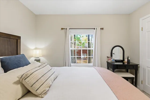 $274,000 | 425 Dorset Street, Unit 21, South Burlington, VT 05403