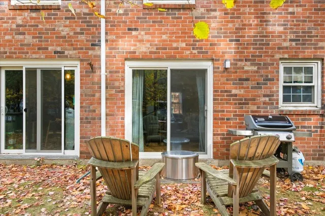 $274,000 | 425 Dorset Street, Unit 21, South Burlington, VT 05403