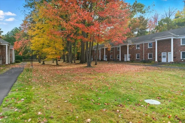 $274,000 | 425 Dorset Street, Unit 21, South Burlington, VT 05403