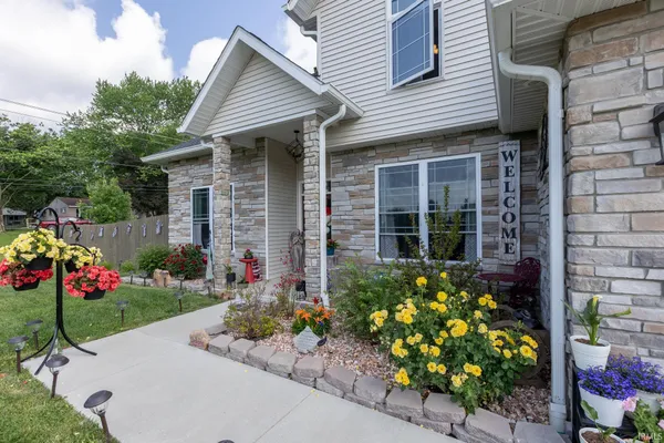 $649,900 | 703 East Holland Drive, Bloomington, IN 47401