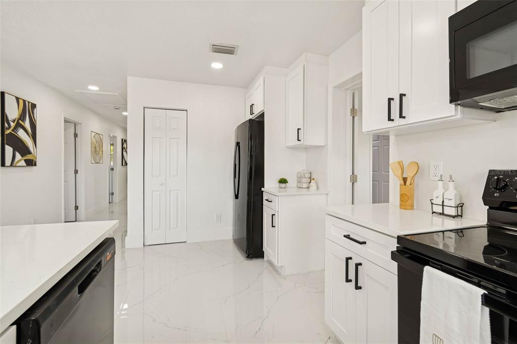 7097 Delta Way Clearwater, FL 33764 - Photo 26 of 71