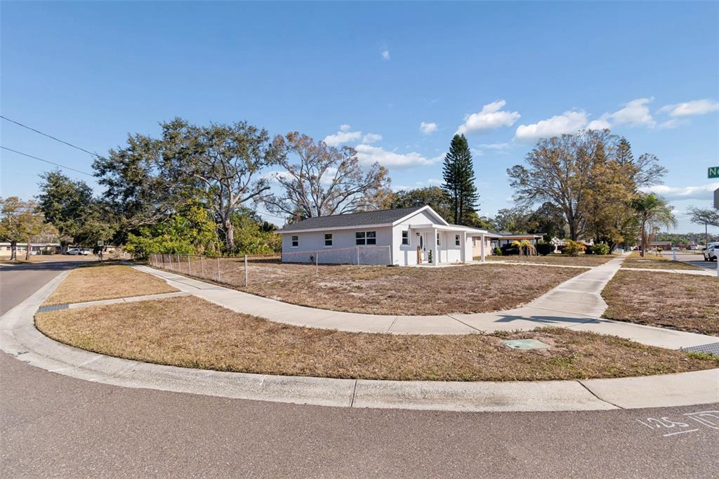 7097 Delta Way Clearwater, FL 33764 - Photo 6 of 71